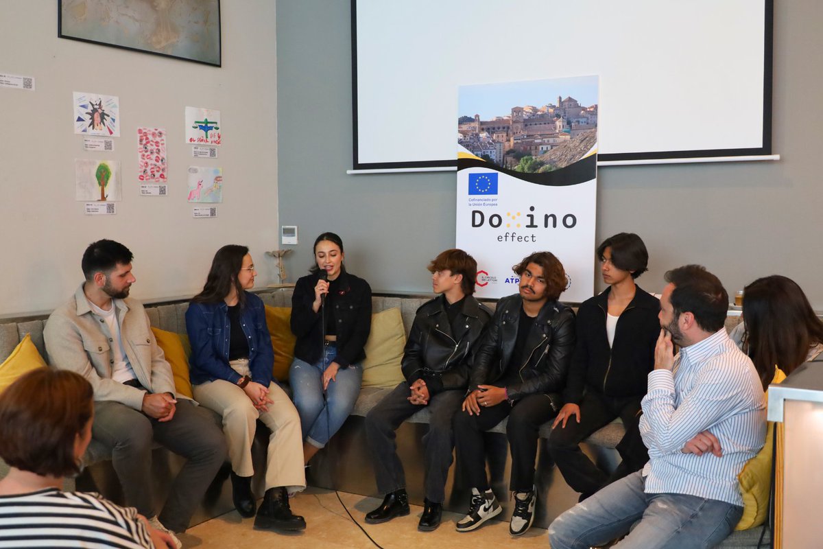 AtpersonForma's tweet photo. Gracias a todas las personas que os acercasteis ayer a compartir con nosotros el evento de nuestro proyecto europeo ๐ช๐บ Domino Effect.
๐๐ผ Desde Atperson trabajaremos por muchos mรกs dรญas como este.
#Atperson #proyectoeuropeo #dominoeffect #espaรฑa #italia #turquia #europa #proyect https://t.co/kj8T3CySGz