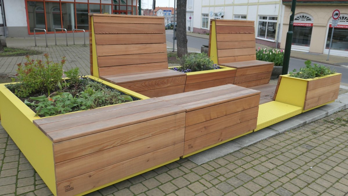 Kritik: Helmstedter Parklets sind nicht behindertengerecht dlvr.it/T62VDD