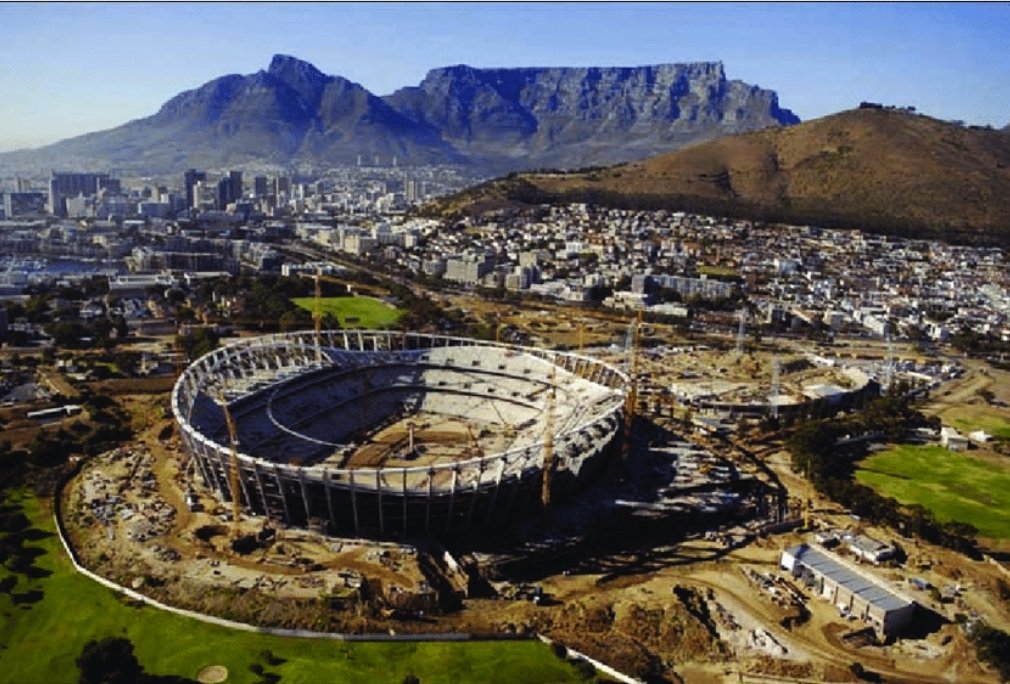 When they were constructing the DHL Stormers stadium in Cape Town, they packed almost 1,400m of Altitude under the stadium to give the South Africans an advantage over touring teams. It matters! 
#STOvLEI