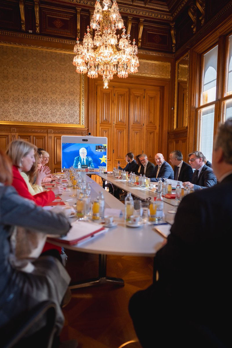 Leistbares Wohnen für alle! Denn Wohnen ist ein Menschenrecht. Und wie wir das EU-weit erreichen können, diskutieren wir gerade bei einem High-Level Stakeholder Panel in Wien. @BgmLudwig @EESC_President @AnsPersoons @NicolasSchmitEU @EUROCITIES @EU_CoR