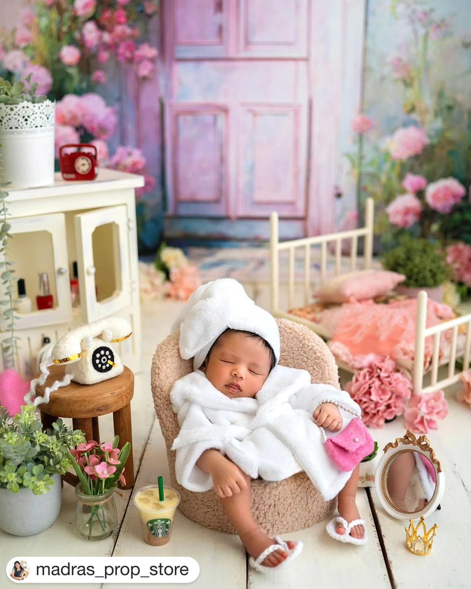 It's Spa Time Baby 😎😎
.
Beautiful picture by @swararanephotography
.
Our Props in use 👇
🍁 Cream Bed 3,499/-
🍁 Mini Almirah 3,499/-
🍁 Mini Beauty Mirror 399/-
🍁 Mini Radio  1,499/-

#babyphotography #baby #newbornphotography #babyboy #photography #babygirl #newborn