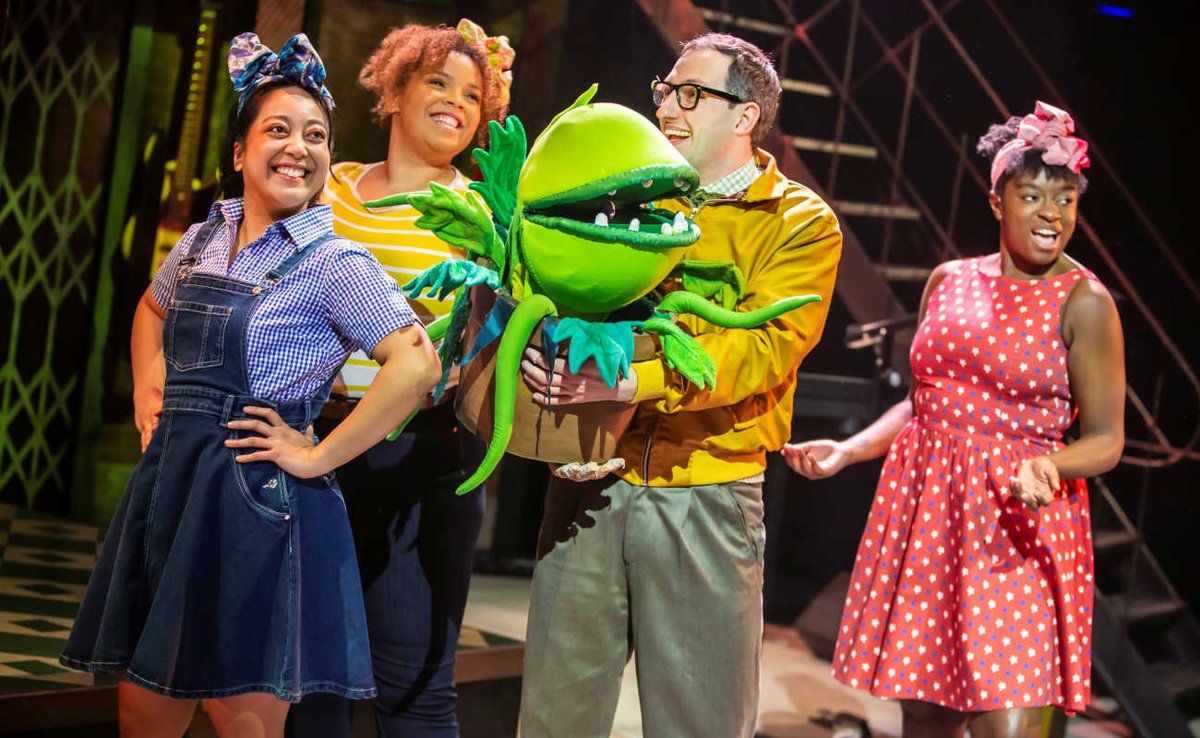 ⭐⭐⭐⭐⭐ REVIEW - Little Shop of Horrors is the talk of the town and you'll definitely want to Seymour over and over again! manchestertheatres.com/news/review-_-… Review by @KasRyder @octagontheatre