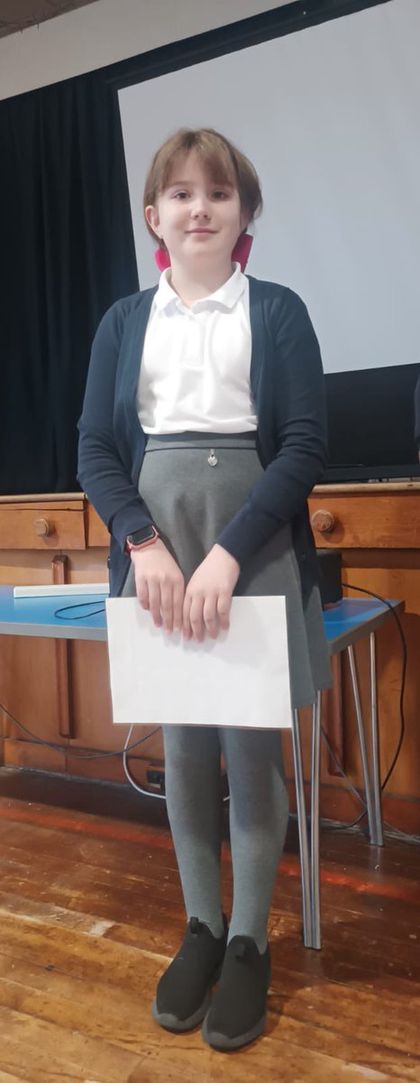 This 🌟 received special recognition this week - a Citizenship Award, for making sure the poppy wreaths are all put back at the memorial each time it’s windy. She does this because it’s the right thing to do…but someone in the community spotted her and told us. So proud of you!