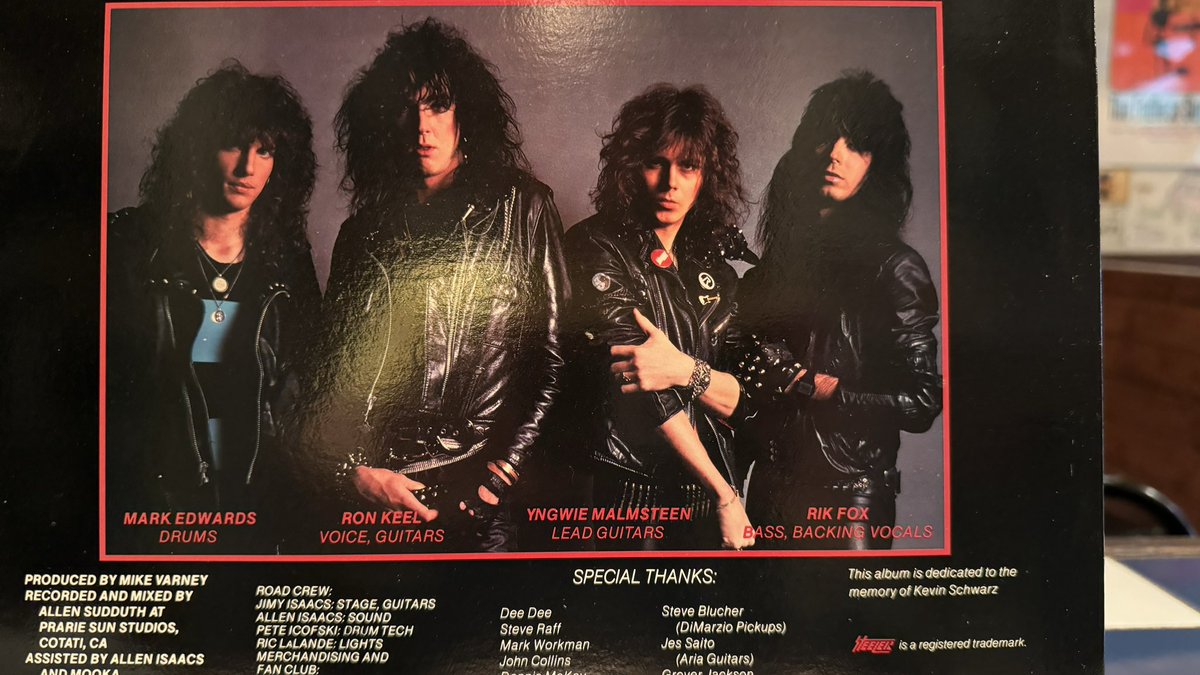 kazuyamori88051's tweet image. 今夜のまかない🍴
チキンとパスタと野菜のホイル焼き

HPhttps://www.off-shore-official.com

#明石 #明石オフショア
#instafood #foodstagram
#dimer #晩ご飯 #foodporn
#foodie #instagram #今日のごはん
#レコードコレクション
#gunsnroses #steeler
#ronkeel #yngwiemalmsteen 
#herdrock