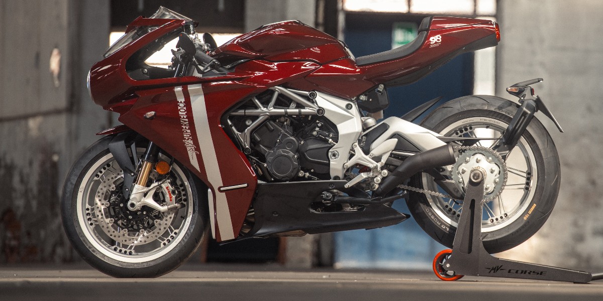 限定300台のみが製造されたSUPERVELOCE 98は、成功・勇気、そしてイニシアティブの物語へのオマージュとなるバイクです。
#MVAgustaMotor #MVアグスタ #MotorcycleArt