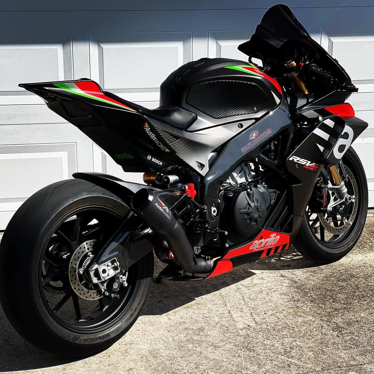 Aprilia RSV4