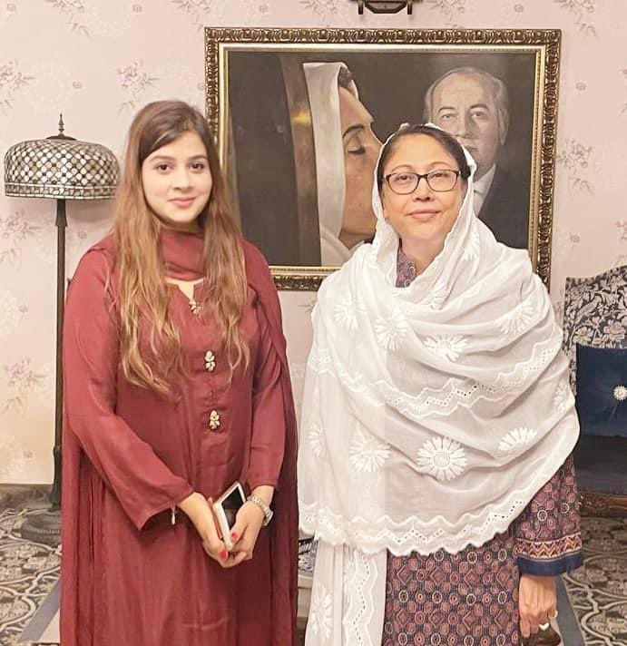 Happy birthday Adi @FaryalTalpurPk🎂 May you have many more ! @TehsinAbidi