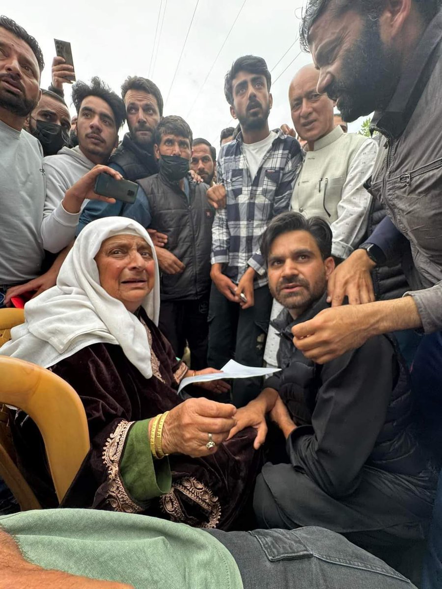 When a son suffers in prison, a mother's heart shatters. Our unwavering pledge: to bring them home and offer amnesty for youngsters to start anew. #KashmirWillRiseAgain