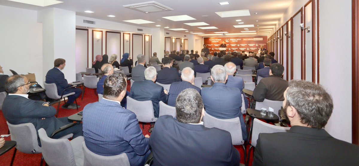 Genel Başkanımız Dr. Fatih Erbakan’ın başkanlığında MKYK toplantısı başladı.