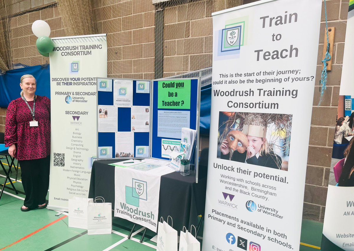 We're all set up for the Annual Careers Fair this morning at Woodrush for Students Yrs 10 - 13. It's never to early to think about a future career in Teaching and we can tell them how to get there ! @WoodrushTC @Woodrushhigh @WoodrushLibrary @getintoteaching