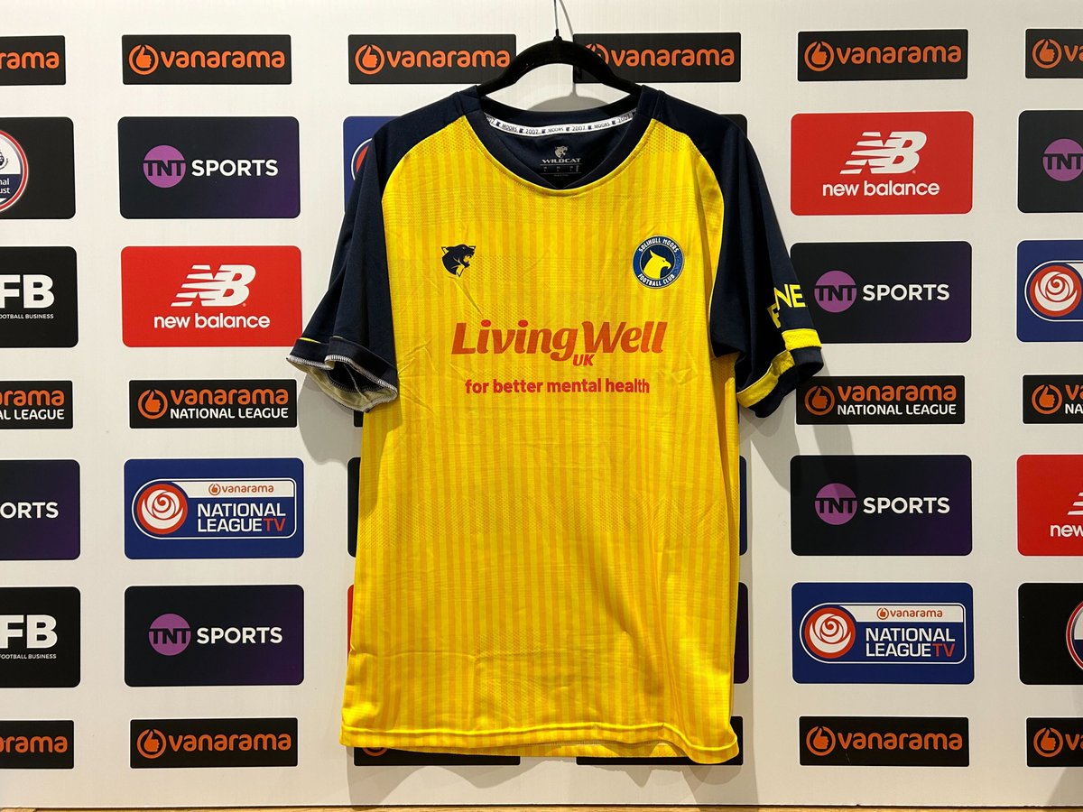 Let's do a final #FootballShirtFriday giveaway! 😉 Want this @SolihullMoors shirt? Follow us, RT and tag a mate 🏷️ Competition closes April 29 at 1pm. Winner announced April 29 ℹ️ Ts&Cs: vanarama.com/legal/terms-an… Good luck! 🤞 #TheVanarama | @TheVanaramaNL