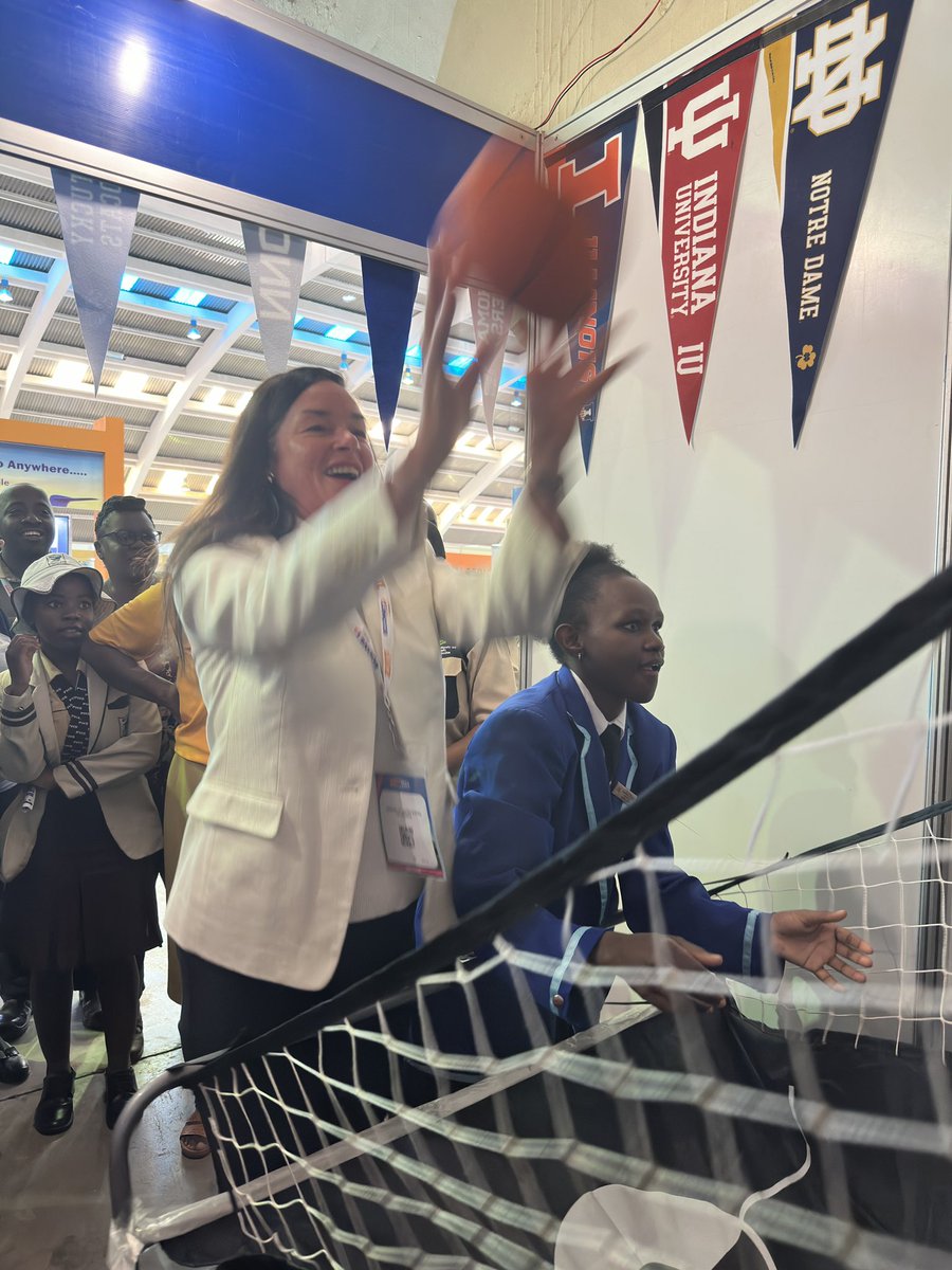 At the Scholastica exhibition at ZITF, Chargé d’Affaires Elaine French spoke to young people on U.S. education and sports exchange programs.  She reaffirmed the U.S. government’s support and commitment to education and sports diplomacy.