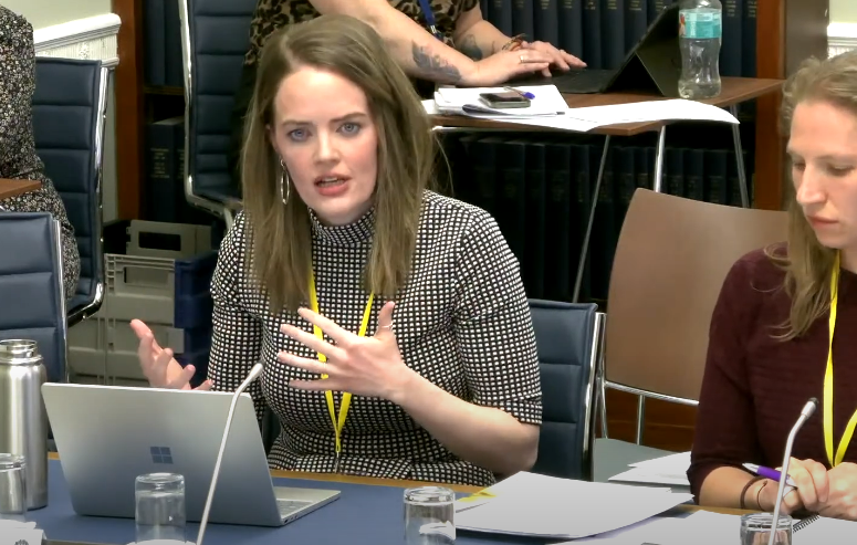 It is essential that the NI Budget includes resources to deliver on an Anti-Poverty Strategy. We were at @NIA_Communities yday w/@EqualityCoal colleagues to emphasise the urgency of this issue. The work has been done, now is time to deliver. Watch here: youtube.com/live/P2Zr5xFk3…