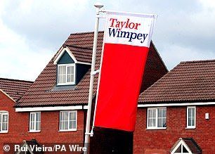 Taylor Wimpey cheered strong demand in the #housingmarket at the start of the spring selling season 🏠 🏠 

It comes as the #BankofEngland is forecast to cut interest rates this summer in a boost for homeowners buff.ly/3xQKHU0