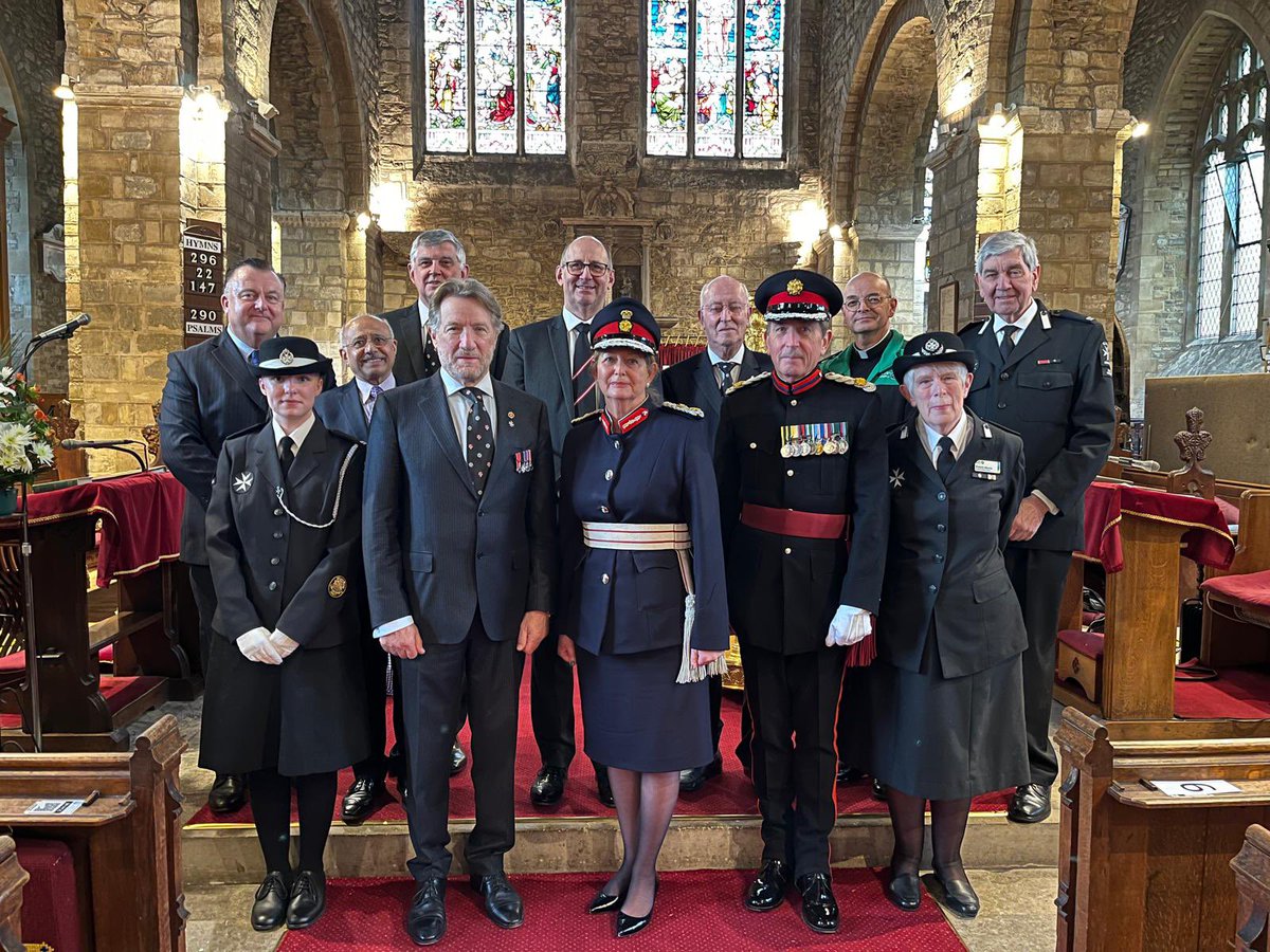 It was an honour to attend and present awards at the @StJohnEngland Organ Donor Awards yesterday alongside @hertslieutenant, @VLLBeds & @ProfMikeAlmond. The ceremony was extremely moving as we remembered the individuals who have helped save so many lives.