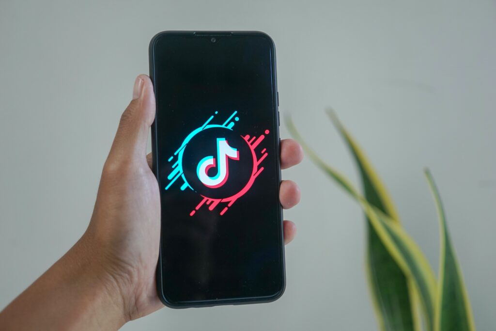 ‼️📰 After new US legislation threatened to ban #TikTok unless it is divested within nine months, #ByteDance refuted claims that it was considering selling the app. 

#DigitalPolicy