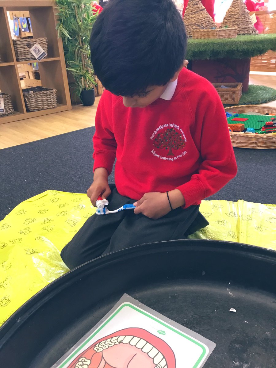 We are learning  how to keep our teeth clean and healthy, we have been practising how to brush our teeth .  At carpet time we have been talking in ‘talk partners’ about what food and drink are healthy and unhealthy…. 

<a href="/HIAMrsMartin/">Mrs Martin</a> 
<a href="/HIAMrsRadwan/">Mrs Radwan</a>