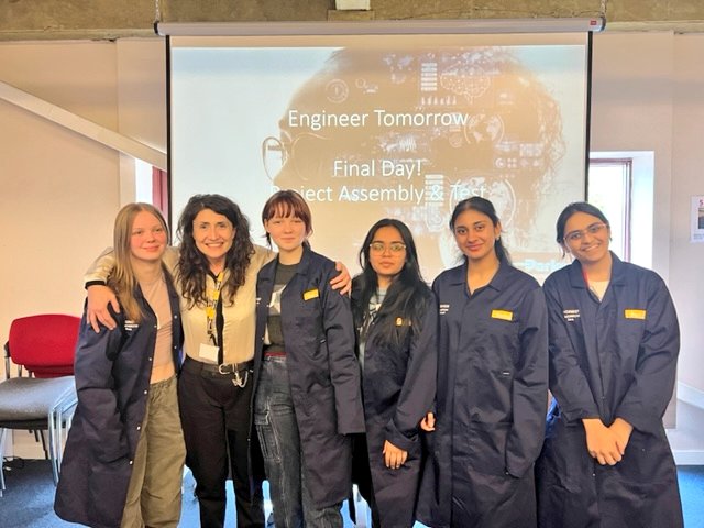 Year 12 students embarked on their final trip with @ParkerHannifin yesterday, showcasing their talents for STEM 🛠 One of our students even secured the top prize for their creation! Special thanks to inspiring female Nadia Montevecchi for encouraging our students 👩‍🔬