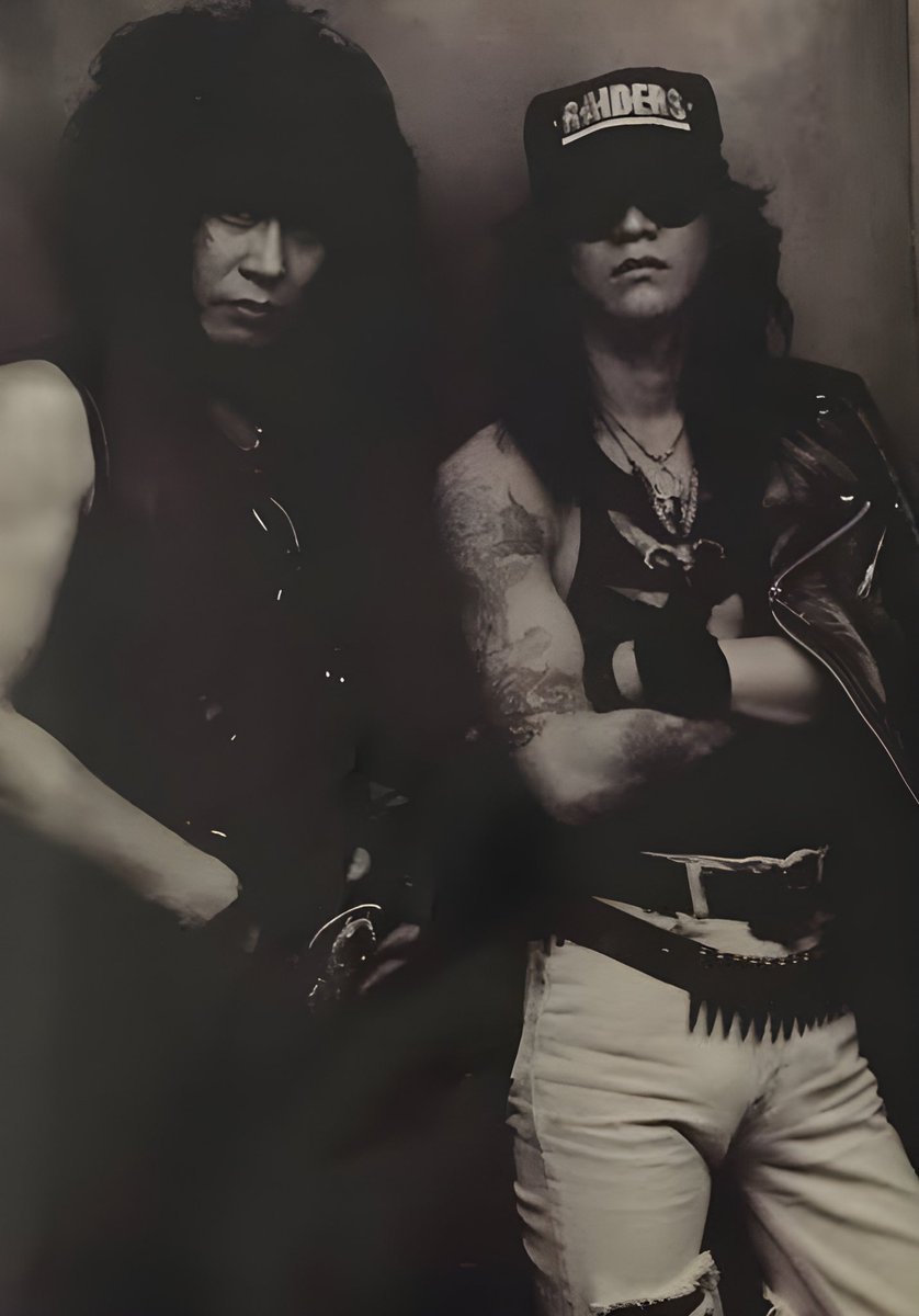 #これを見た人はベストツーショットを貼れ

#LOUDNESS
#樋口宗孝
#MunetakaHiguchi
#沢田泰司
#TAIJI