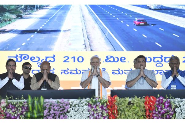 PM Shri @narendramodi ji dedicated these projects to #Karnataka in the last few years: - Bengaluru-Mysuru Expressway: Reduces travel time, boosts economic activity. - Mysuru-Kushalnagar 4-lane highway foundation laid: Enhances connectivity. - Investments in irrigation…