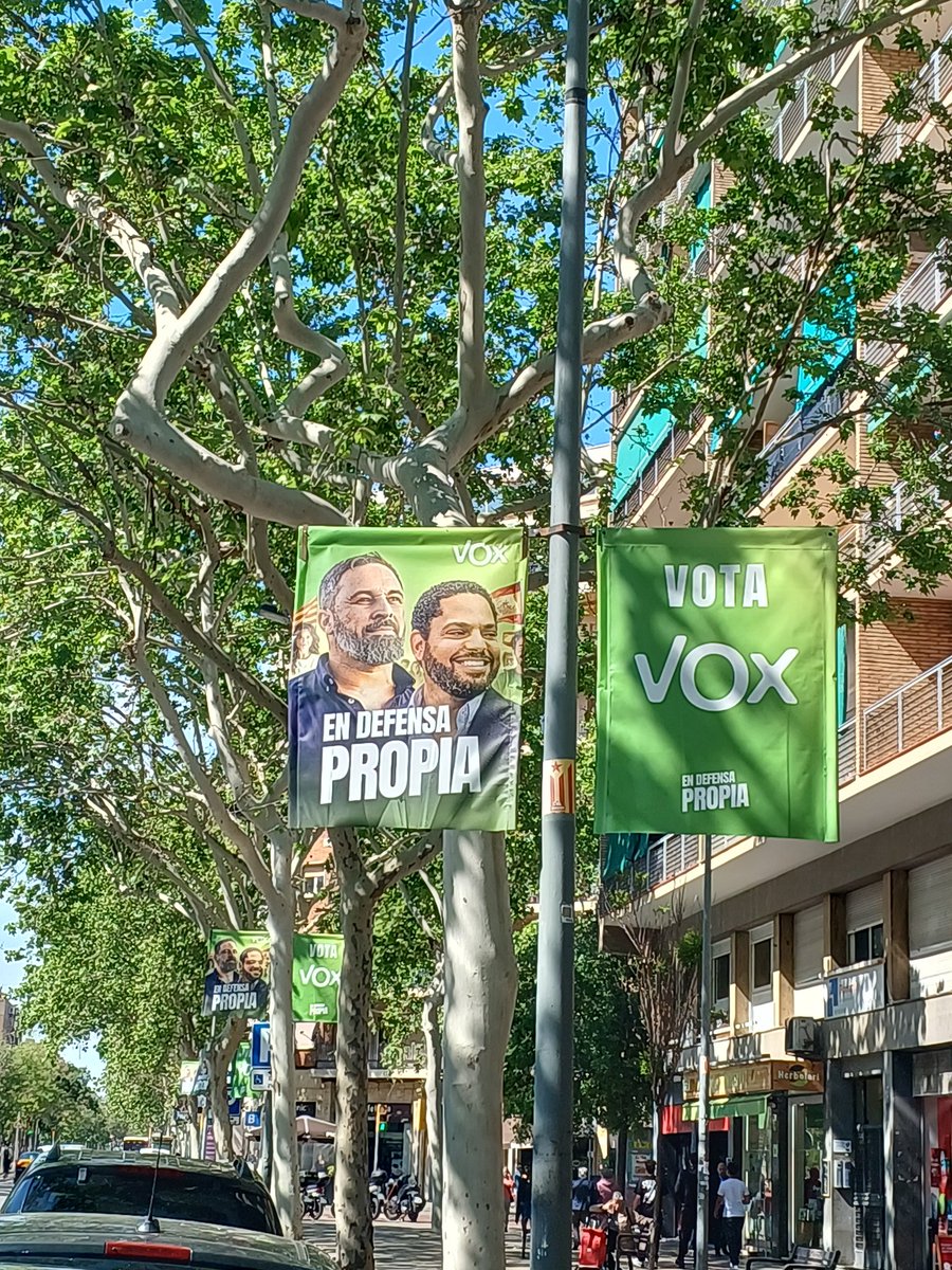 En defensa de todos los catalanes. Para que Cataluña vuelva a ser Cataluña. 📍 Sant Martí, Barcelona. 🗳 El próximo #12M vota #EnDefensaPropia.