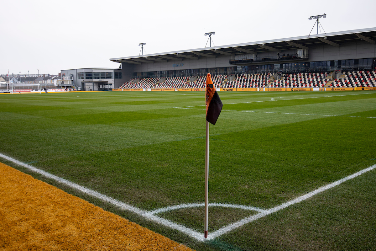 Yna, Rodney Parade fydd yn croesawu rownd derfynol #CwpanCymruJD, wrth i @the_nomads herio @tnsfc.

Mae’r gic gyntaf am 5.25pm, ac mae tocynnau ar gael ar y diwrnod neu drwy safle tocynnau CBDC - eticketing.co.uk/fawtickets-eng…