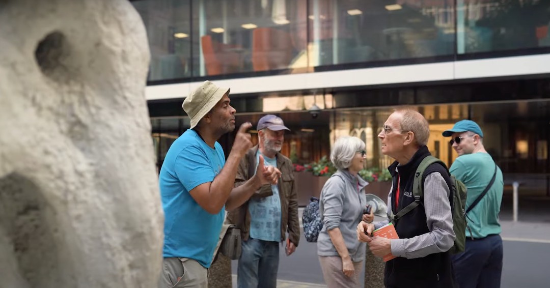 Join the renowned architect & art guide, Martin Glover for a free BSL guided tour of @sculptureinthecity 12th edition artworks across the Eastern City 🏙️ 👣 

⏰ Thursday 9th May 5.30pm- 7.30pm

Book here👇
bit.ly/3xHZW1l 

#DeafAwarenessWeek