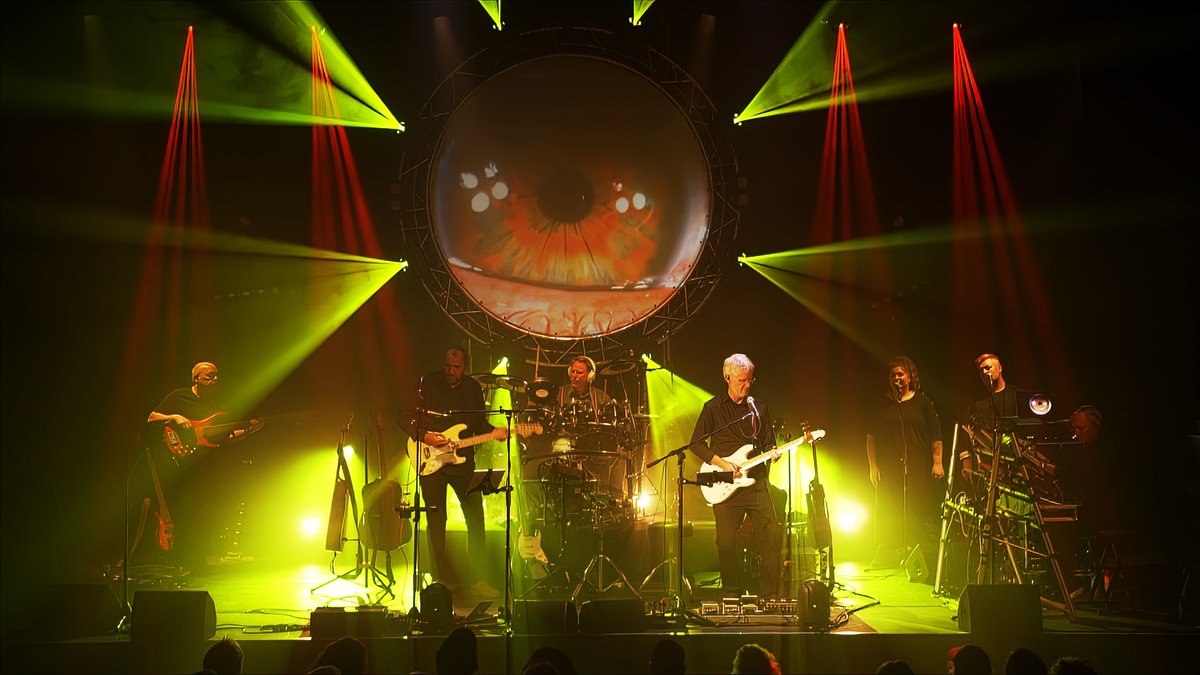 Head straight into the shining sun with ALL FLOYD as they return tomorrow with their 30th Anniversary tour for The Division Bell! A show not to miss! You won't be Lost For Words! 🎟 stantonburytheatre.ticketsolve.com/ticketbooth/sh… 🗿 All Floyd: The Division Bell 2024 Tour 📅 Sat 27th Apr, 7:30pm