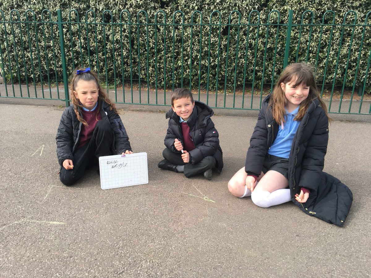 Stphilipevanspr's tweet photo. #SPEBl3 have been learning about different angles outdoors this morning! #SPEOutdoorLearning #SPEMaths https://t.co/ZeIix9xfYp