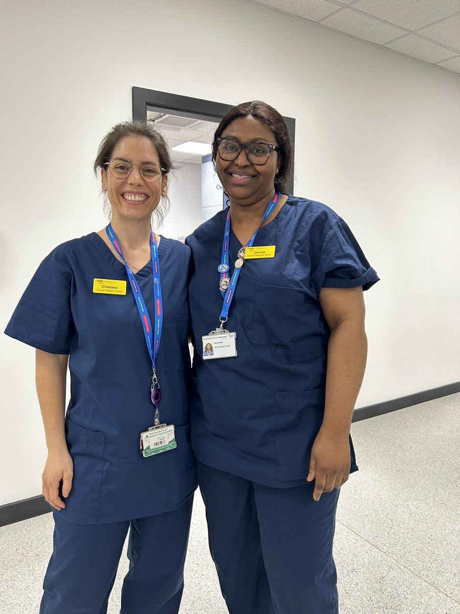 I love a celebration - super proud of Nicky Gray Clinical Research Practitioner for completing her skills for care certification congratulations 👏🏽👏🏽 Welcome to Cristiana Lopez & Yacinta Eke who joined the @BHTResearch nursing team @julestebbutt @NIHRCRN_tvsm @BucksHealthcare