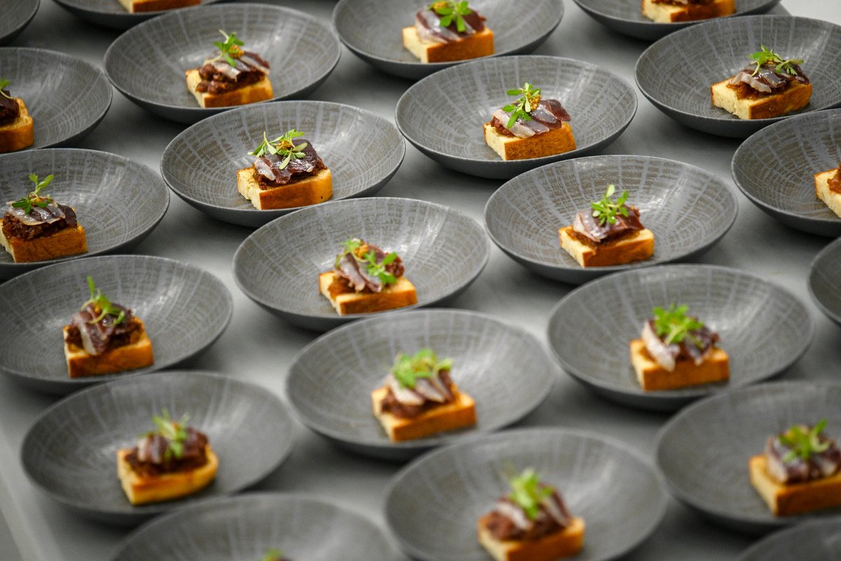 Hay momentos que perduran en mi memoria intactos por el alcance, la emoción y su importancia de. El día de ayer será uno de ellos. Gracias a tod@s los que lo habéis hecho posible. El #estiloverino  está de moda.