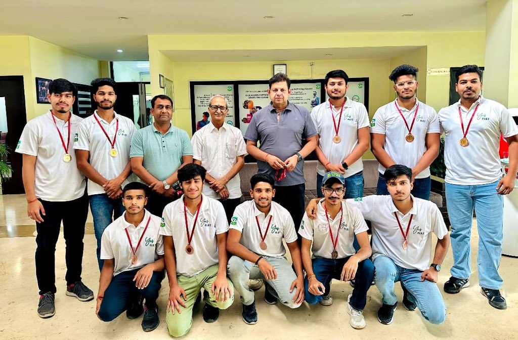 PIETPanipat's tweet image. Hooray for PIET’s basketball team! They’ve scored bronze at the thrilling KUK inter college tournament 2023-24! 🏀
Way to go, Team PIET! 

#StudentUnity  #HealthcareInnovation #EducationForAll 
#piet #yespiet #topcollegeinpanipat #panipattopcollege #bestcollegeinpanipat