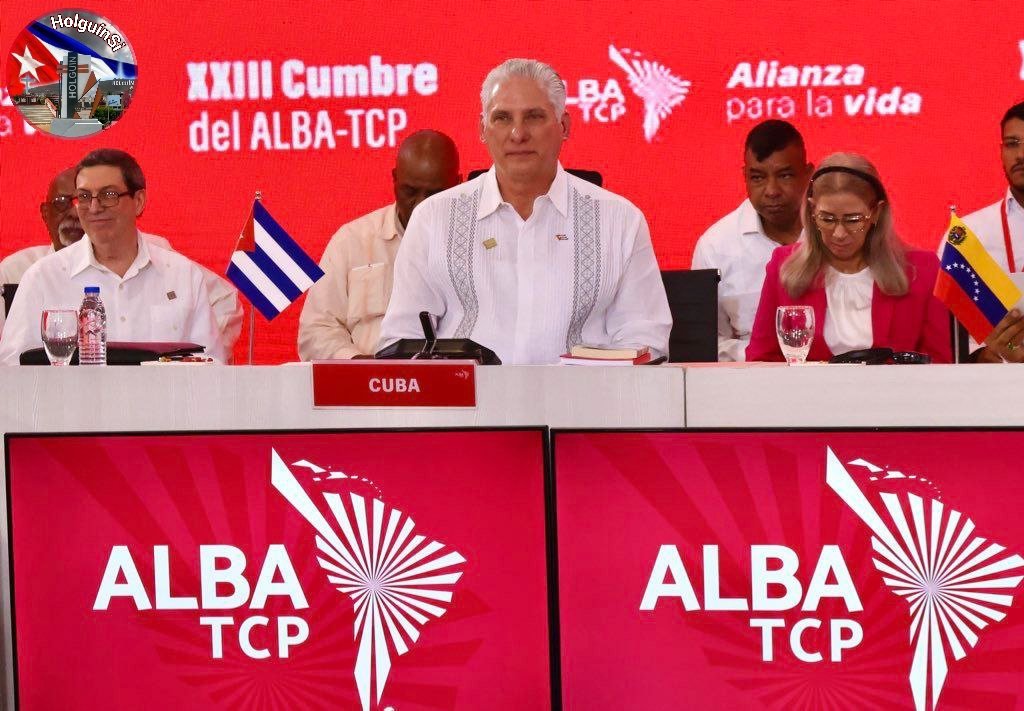 @DiazCanelB :“Seguiremos trabajando sin descanso por un @ALBATCP de victorias, por un ALBA de paz y unidad, por un ALBA de solidaridad y cooperación ”. #IzquierdaLatina #HolguinSi.