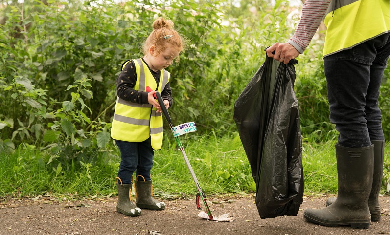There's just over a week left of the Great Bristol Spring Clean! 🌸🪻 For litter pickers big and small, our team has got your kit covered. Book yours in today for free: bristolwastecompany.co.uk/great-bristol-…