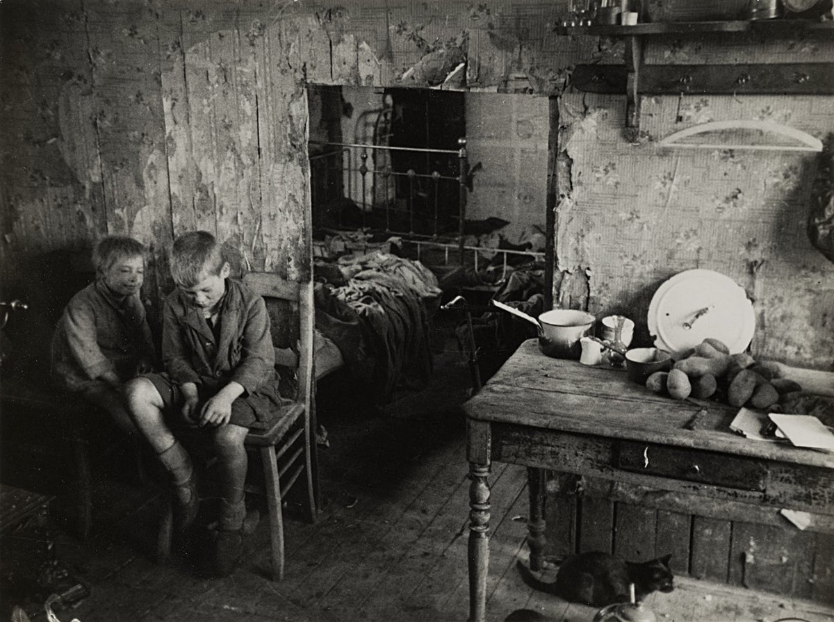 Misery in Borinage, Belgium, 1933 - by Willy Kessels (1898 - 1974), Belgian