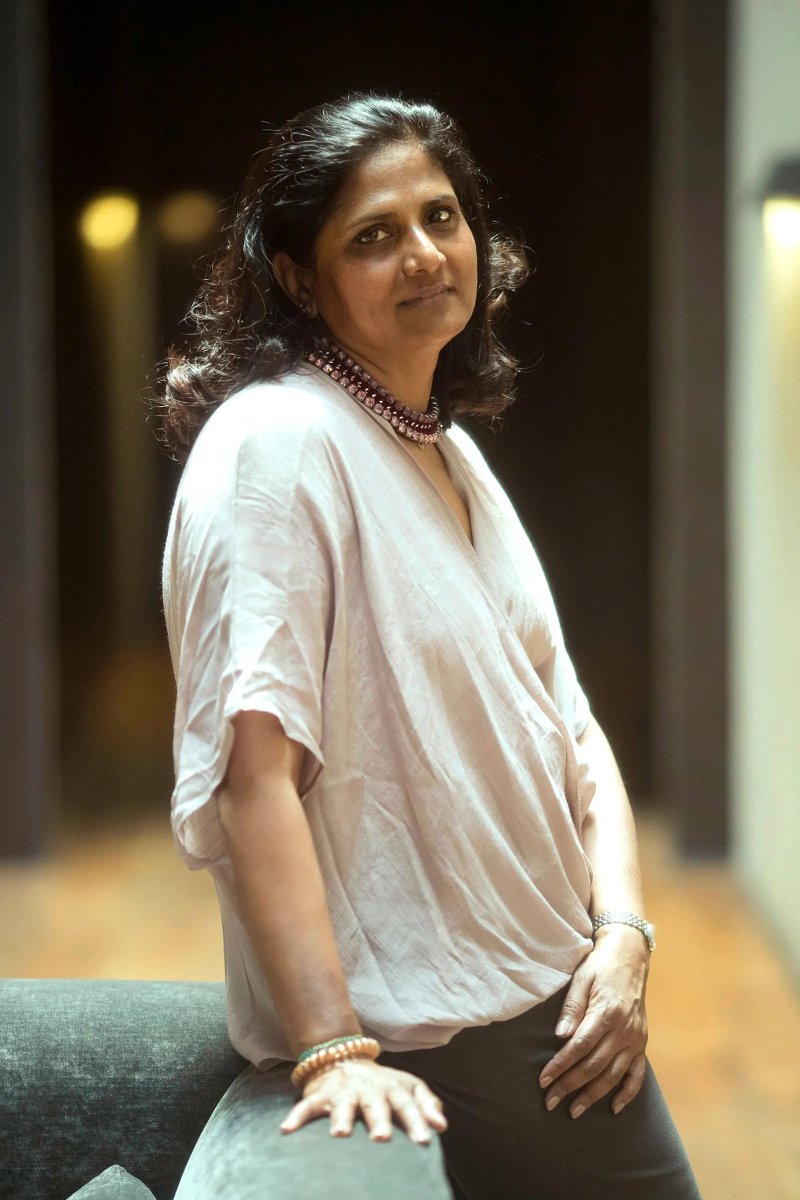 Astrophysicist Priyamvada Natarajan has been recognised in @TIME’s list of the 100 Most Influential People in the world. @SheerPriya, an alum of @TrinCollCam, received her Ph.D. in Astrophysics from the Institute of Astronomy, @Cambridge_Uni 🇬🇧 Congratulations, Priyamvada 👏