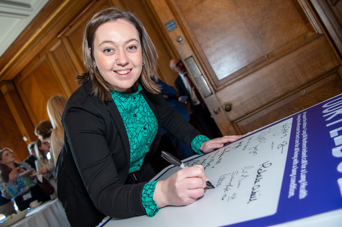 Thank you @deborah_cheryl for attending our report launch at Stormont this week. We really appreciate your attendance and support for the 1 in 5 people living with lung conditions in NI. 🫁👏 asthmaandlung.org.uk/saving-your-br…