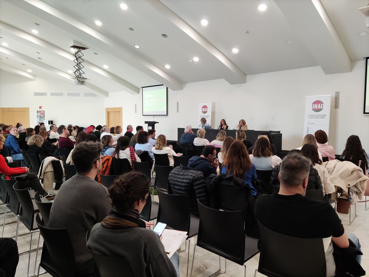 @PlataformFERMAD @DelGobVG Esto se acaba...🥲 Clausuramos este 'viaje', nuestro #CongresoUNAD2024 en #Oviedo, de la mano de Carmen Martínez Perza, delegada en @DelGobVG , Felisa Pérez Antón y Elisabeth Ortega Suárez, vicepresidentas de UNAD💚 ¡Hasta el año que viene!👏