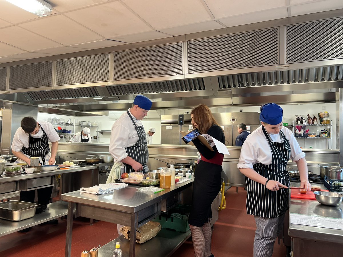 Young Risotto Chef tweet media