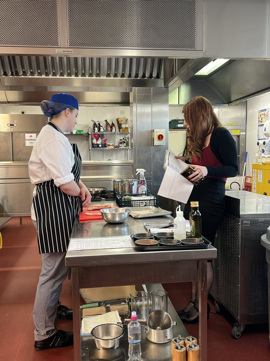 Young Risotto Chef tweet media