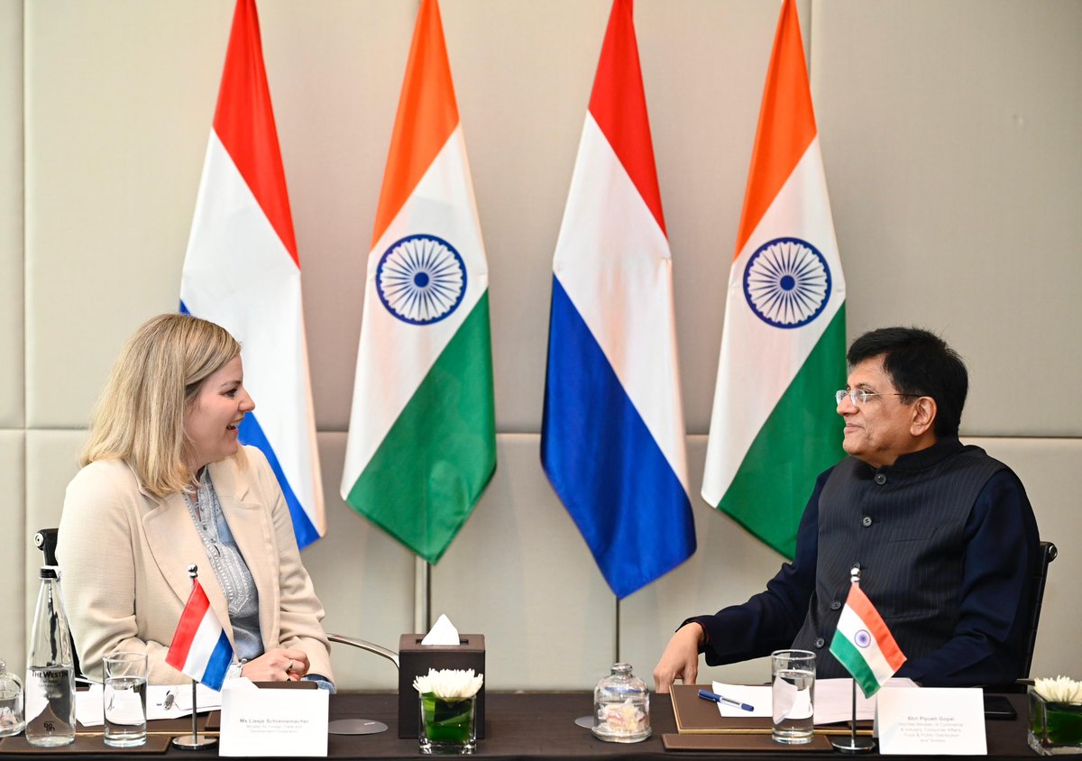 Good and frank discussion with Indian Commerce Minister @PiyushGoyal. Agreed to organize the Joint Trade and Investment Committee soon to enhance our economic and strategic partnership. Also discussed opportunities for Dutch companies in water, agriculture and energy transition.