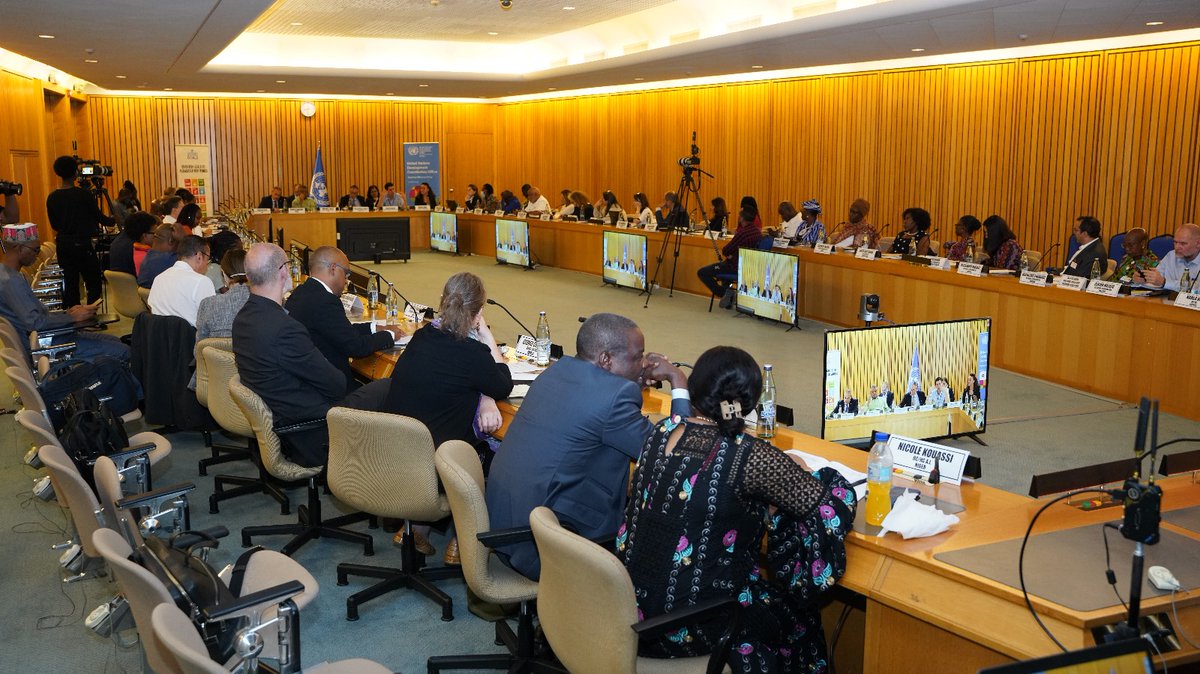 Today @UN RC in #Nigeria @MohamedFall & fellow RCs in #Africa welcome Asst. Sec.-Gen. for Youth Affairs @felipepaullier in his first visit to Africa. Africa boasting the world's youngest population, investing in youth opportunities is crucial for securing a brighter future.