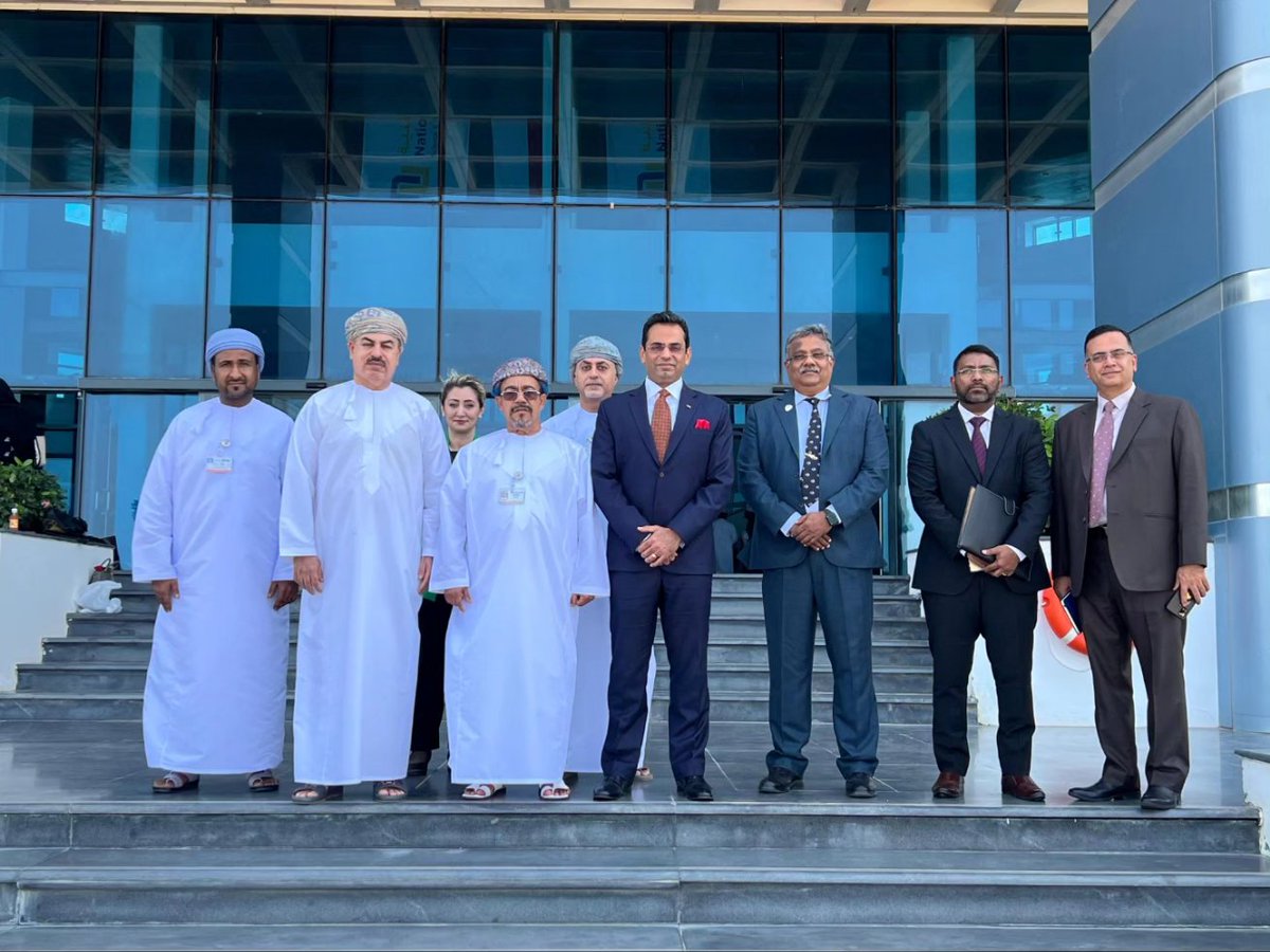rkpalani's tweet photo. Truly honoured by the visit of the Ambassador of the Republic of India, His Excellency, Mr Amit Narang to NU-IMCO on 24 Apr. He was briefed on the efforts by IMCO to Omani seafarers. He welcomed the proposal for mutual recognition of maritime certification between India and Oman. https://t.co/3sRX52U79B