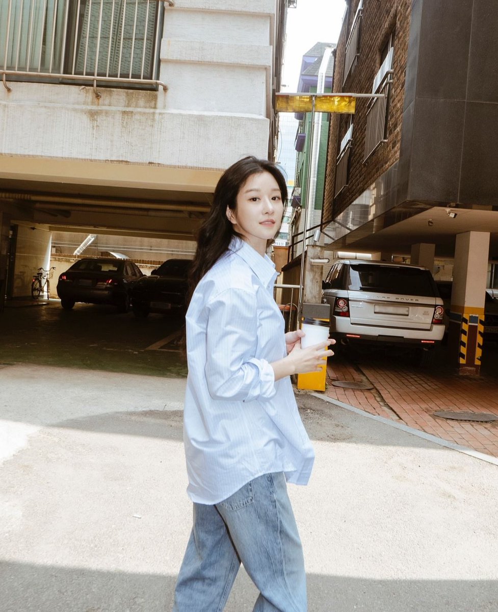 SEOYEAJIWORLD's tweet photo. Actress Seo Yea Ji now has her own Instagram, please follow and give her all the love 🩵🩵🩵🩵

Instagram: yeyeji_seo

#SeoYeaji #서예지 #ซอเยจี #徐睿知 #ソイェジ https://t.co/x46nkpZdV5