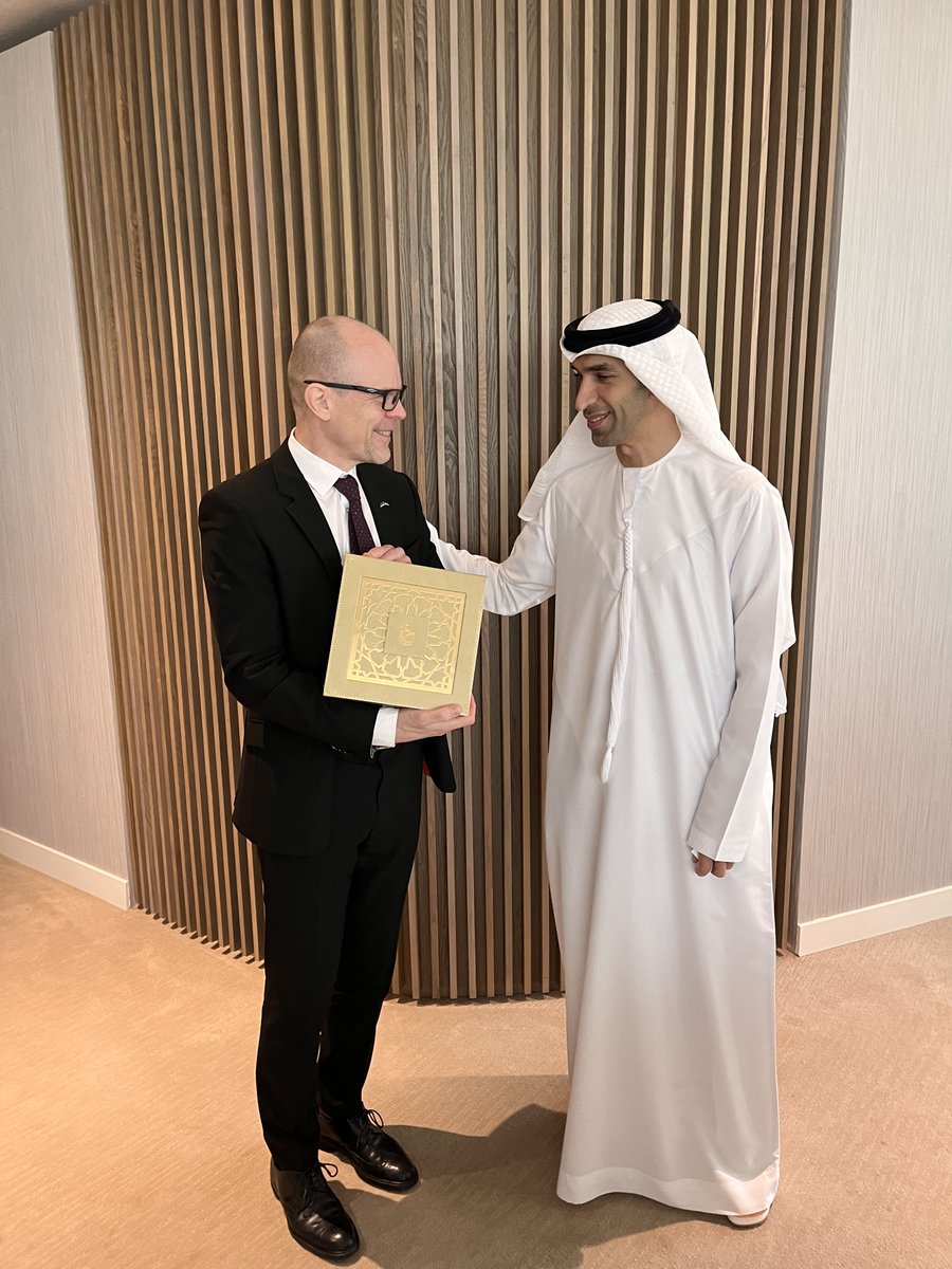 There's plenty to learn from each other, especially in this brave new economy with rapidly developing tech. Linking together AUE🇦🇪-EST🇪🇪 biz knowledge of RnD, medicine, and tech add huge opportunities for the future. Pleasure to meet H.E. Dr. Thani bin Ahmed Al Zeyoudi.