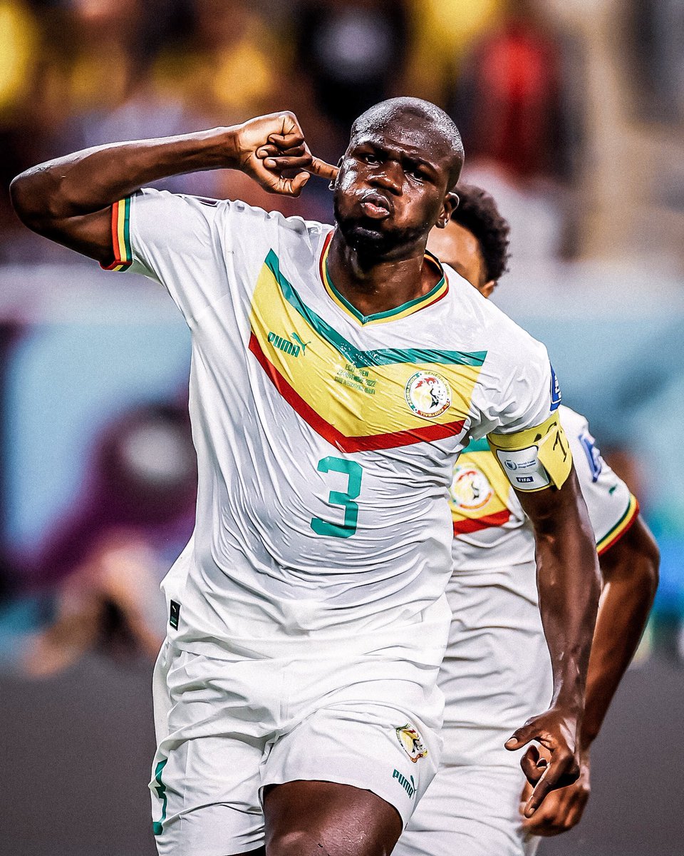 🇸🇳 Aliou Cissé : « Au-delà de la CAN, nous travaillons pour 𝗿𝗲𝗺𝗽𝗼𝗿𝘁𝗲𝗿 𝘂𝗻𝗲 𝗖𝗼𝘂𝗽𝗲 𝗱𝘂 𝗠𝗼𝗻𝗱𝗲. Notre aspiration est de devenir la première équipe africaine à réaliser cet exploit. »
