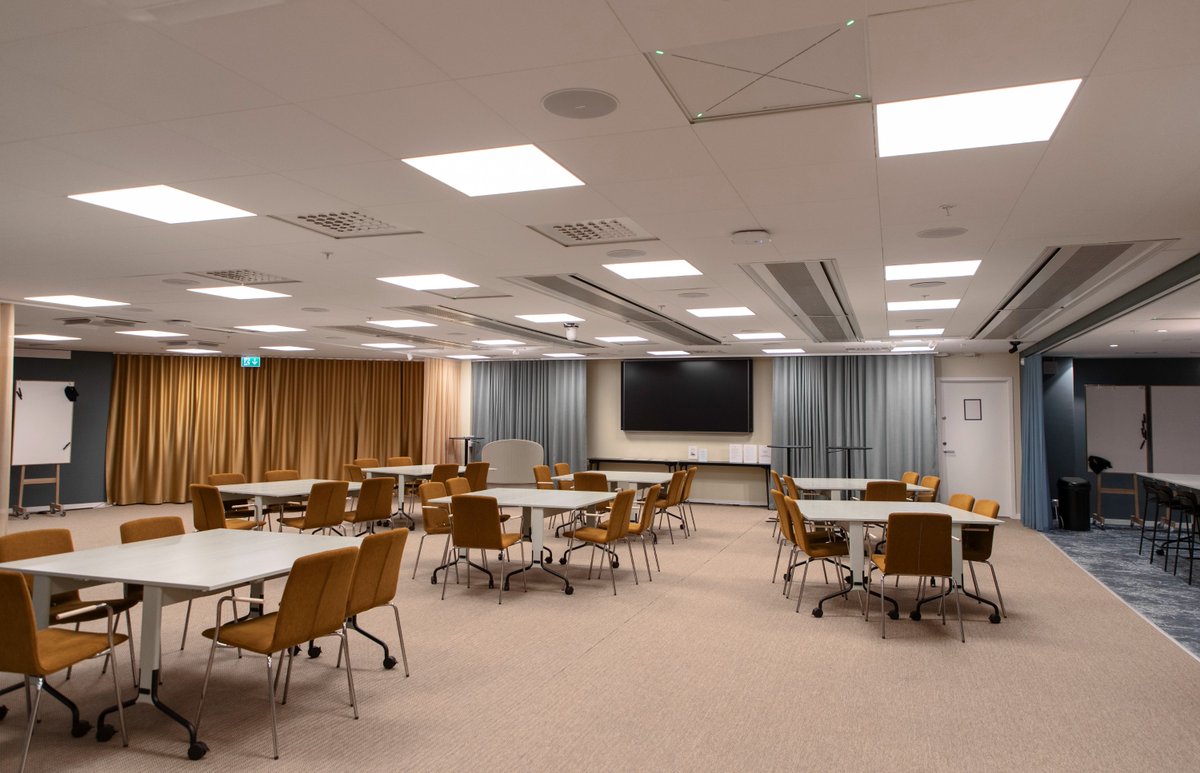 Adestia, an AV provider in Sweden, partnered with Sennheiser to install TeamConnect Ceiling 2 with TruVoiceLift in a multi-purpose meeting space for Sveriges Kommuner och Regioner, Sweden's largest employers' association. bit.ly/49TH3G7 #Sennheiser #TeamConnectFamily