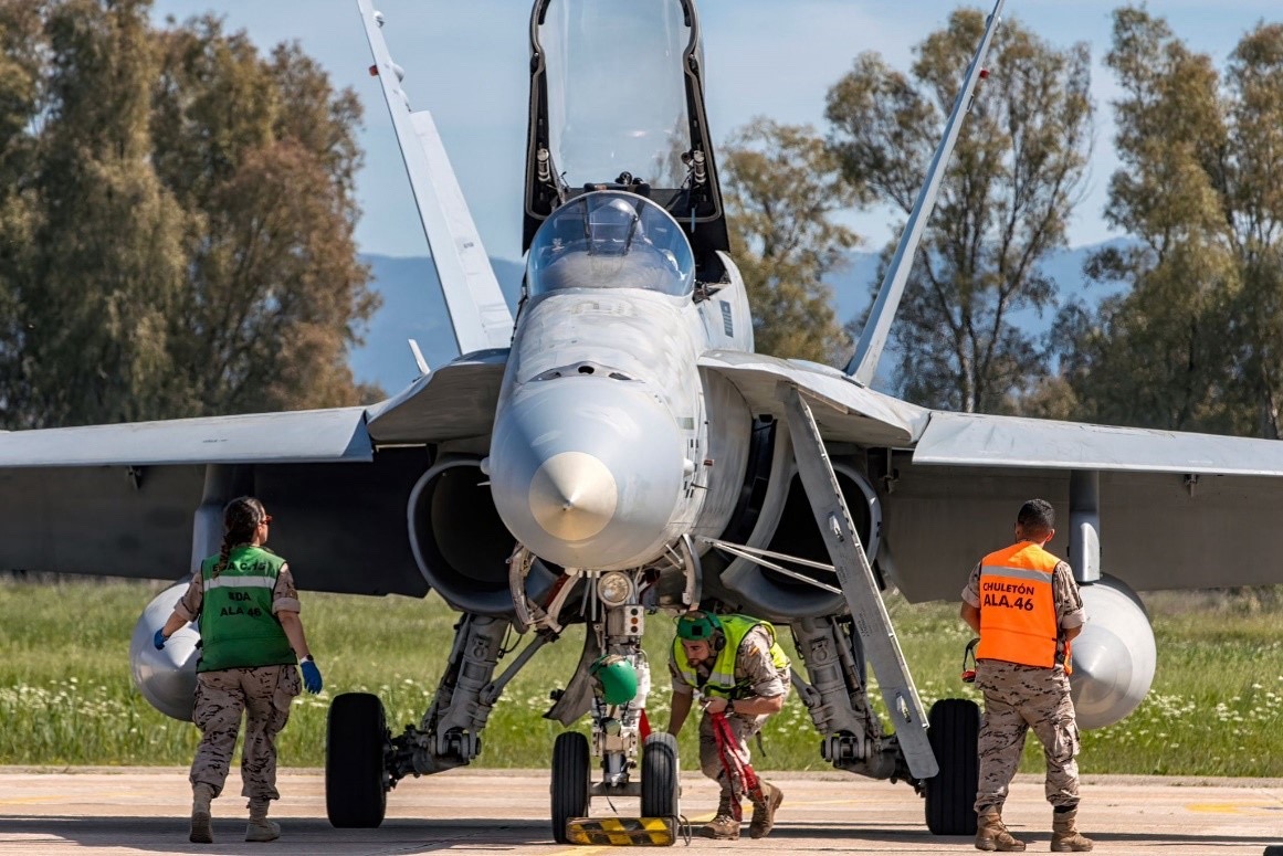 Regresan los F-18 del @Ala46_ea del ejercicio Iniochos.

Los F-18 del Ala 46 han finalizado su tercera participación española, la segunda consecutiva de esta unidad, en el ejercicio internacional Iniochos, celebrado en la base aérea griega de Andrávida.

👉🏻bit.ly/49VvvT1