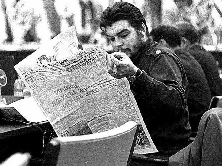 ¿Por qué será que el Che tiene esa peligrosa costumbre de seguir naciendo?... Él es el más nacedor de todos. Feliz Viernes y Hasta la Victoria SIEMPRE 🇨🇺