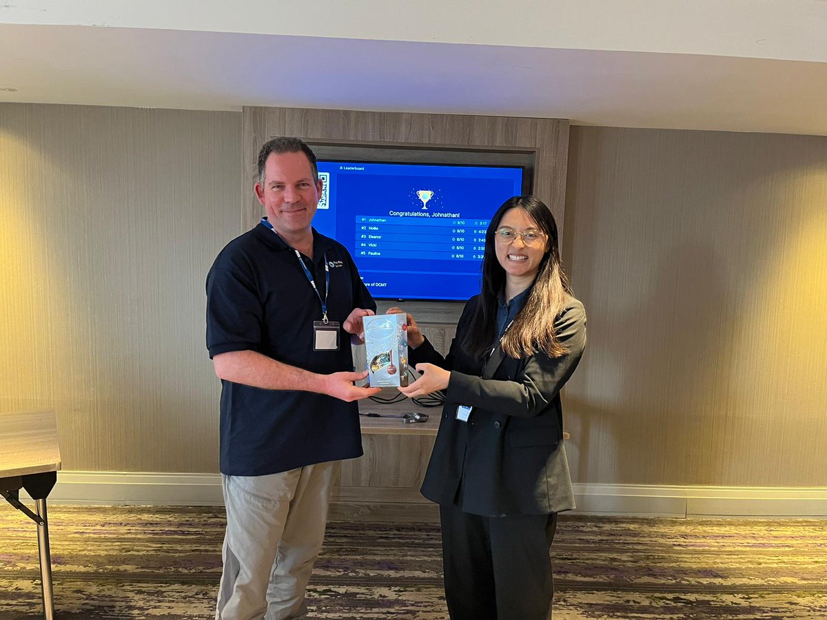 🥇 Congratulations to Jonathan Waugh, Optometrist at Kirk Road Eye Care, our quiz winner from yesterdays Improving Outcomes Biometry course in Glasgow #ImprovingOutcomes #Cataracts #Biometry #Education #Training